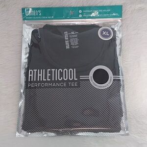 XL Athleticool Women's Short Sleeve Tee - Black